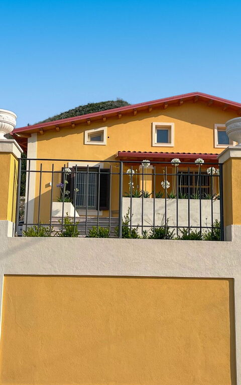 Le Driadi: Buitenkanten, Buitenshuis