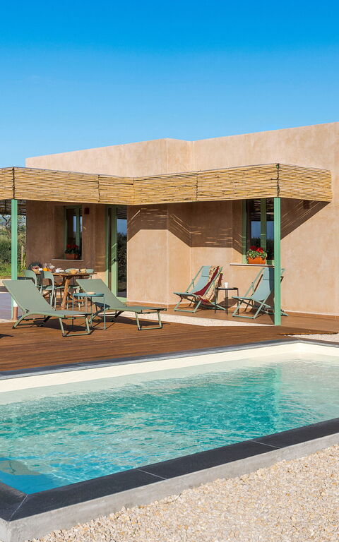 Villa Memà: Buitenkanten, Buitenshuis, zwembad