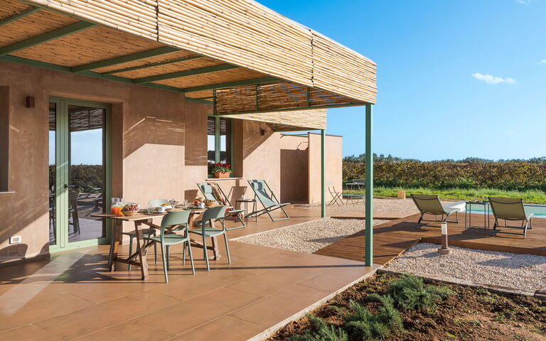 Villa Memà: Balkon / terras / patio, Buitenkanten, Buitenshuis