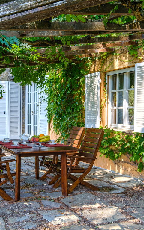 Villa Roseto: Balkon / terras / patio, Buitenkanten, Buitenshuis