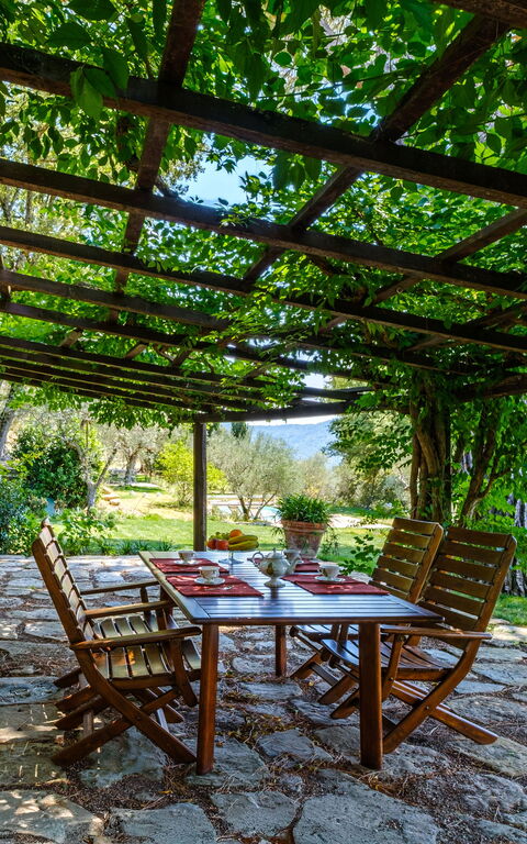 Villa Roseto: Balkon / terras / patio, Buitenkanten, Buitenshuis