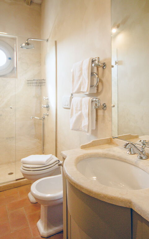 Villa Icario: Badkamer