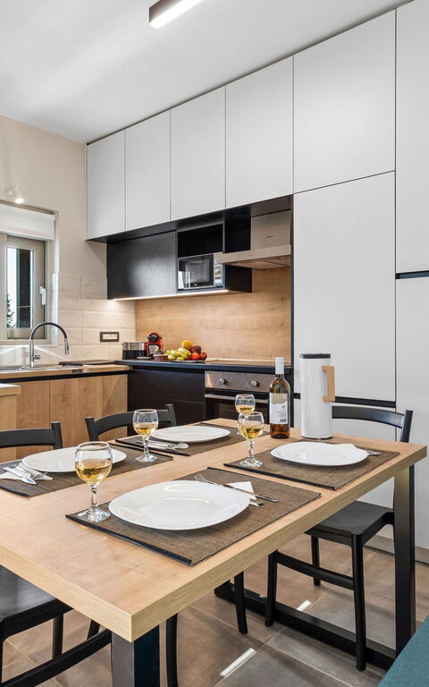 Villa Melia: Keuken, Lunchroom