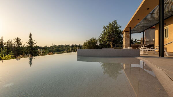 Villa Melia: Buitenkanten, Buitenshuis, Keer bekeken