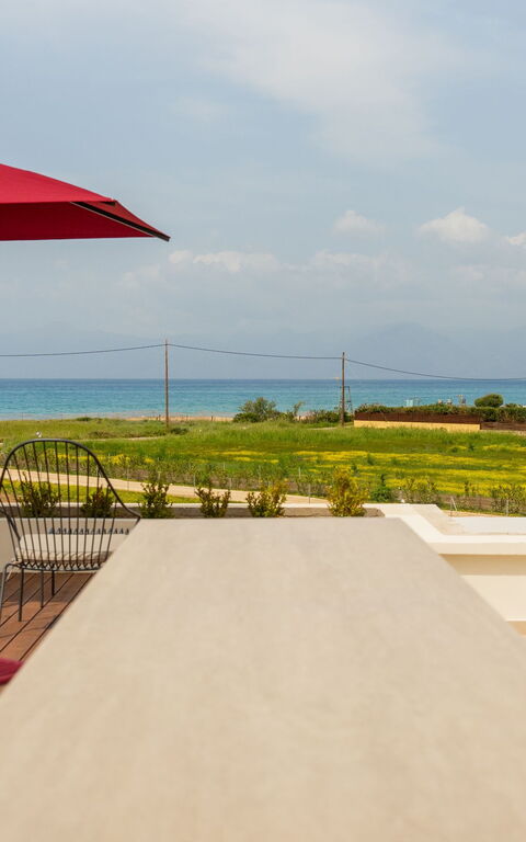 Villa Nobilita: Buitenkanten, Buitenshuis, Keer bekeken