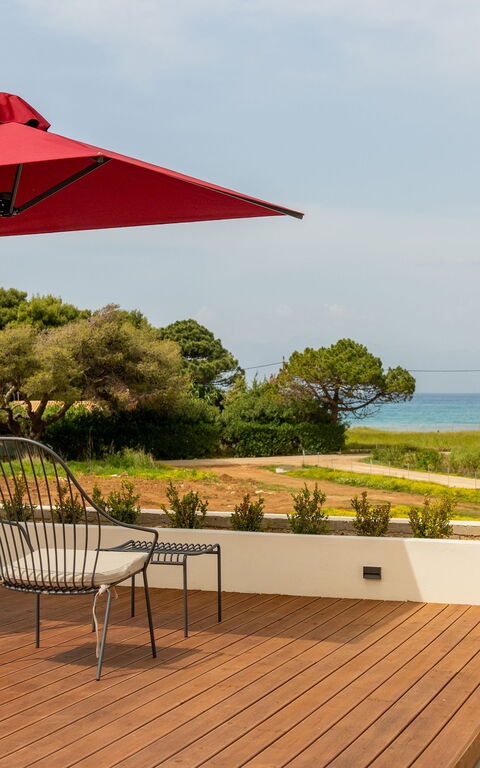 Villa Nobilita: Buitenkanten, Buitenshuis, Keer bekeken