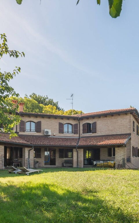 Villa Belvedere San Bartolo: Buitenkanten, Buitenshuis, Tuin