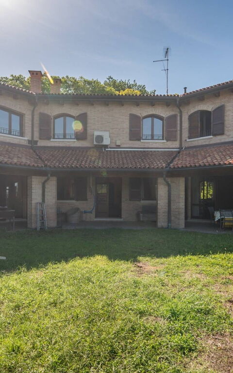 Villa Belvedere San Bartolo: Buitenkanten, Buitenshuis, Tuin