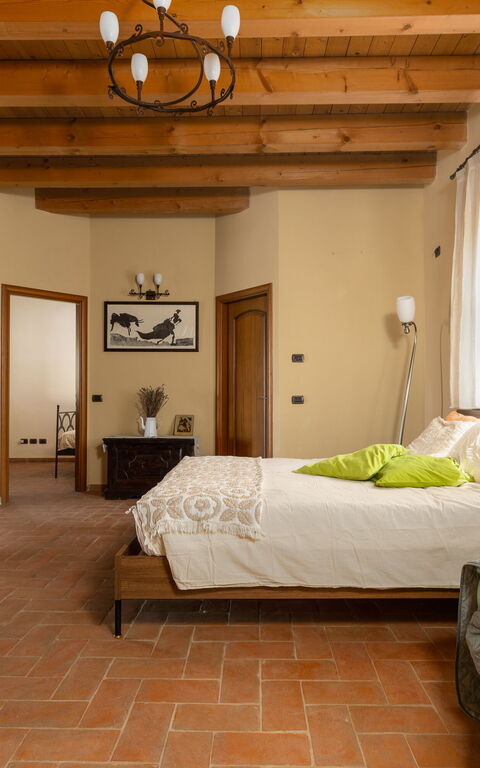 Villa Belvedere San Bartolo: slaapkamer