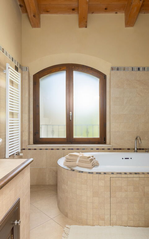Villa Belvedere San Bartolo: zwembad