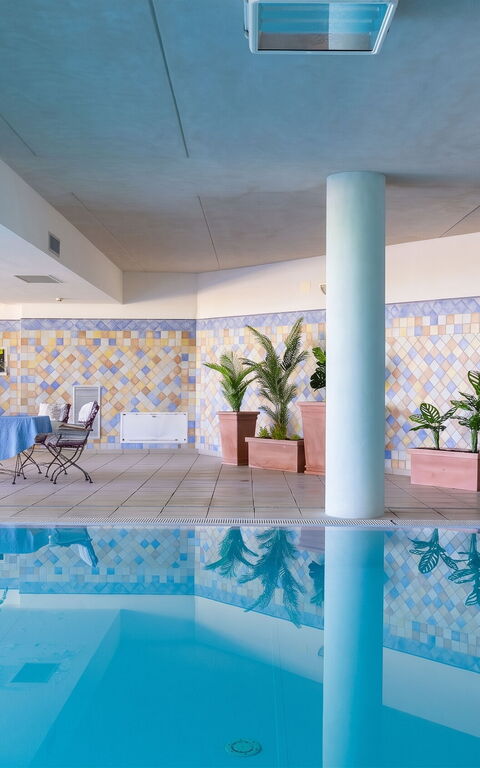 Villa Belvedere San Bartolo: zwembad