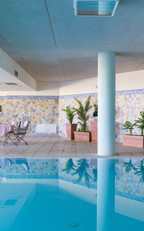 Villa Belvedere San Bartolo: zwembad
