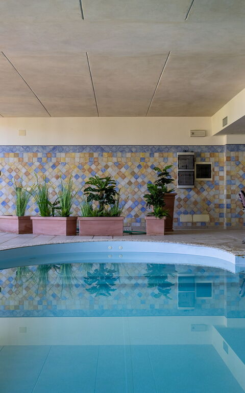 Villa Belvedere San Bartolo: zwembad