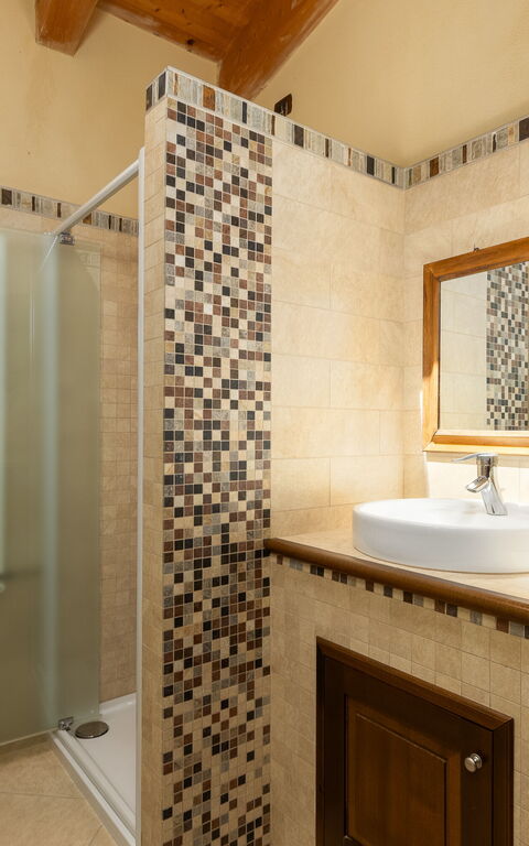 Villa Belvedere San Bartolo: Badkamer