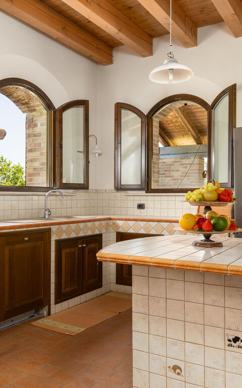 Villa Belvedere San Bartolo: Keuken