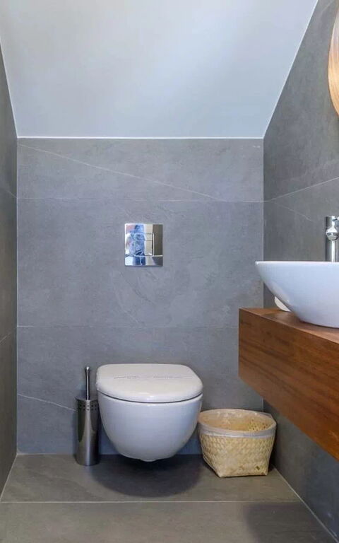 By the Beach - Sea Pearl Villa: Badkamer