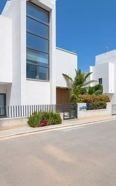 By the Beach - Sea Pearl Villa: Hoofdingang
