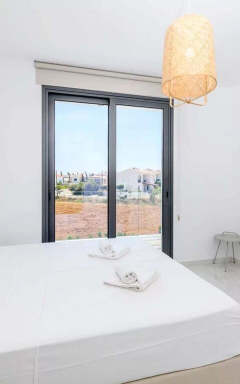 By the Beach - White Coral Villa: slaapkamer