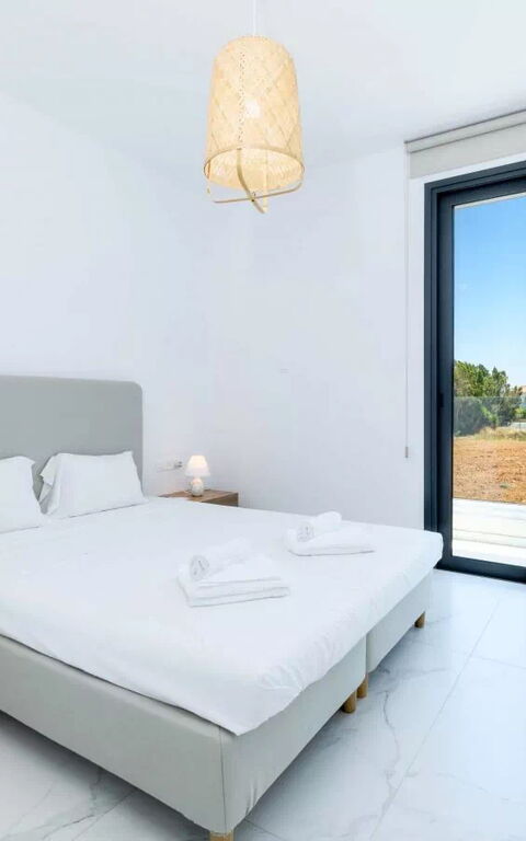 By the Beach - White Coral Villa: slaapkamer