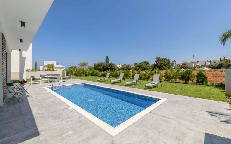By the Beach - White Coral Villa: Buitenkanten, Buitenshuis, Tuin, zwembad