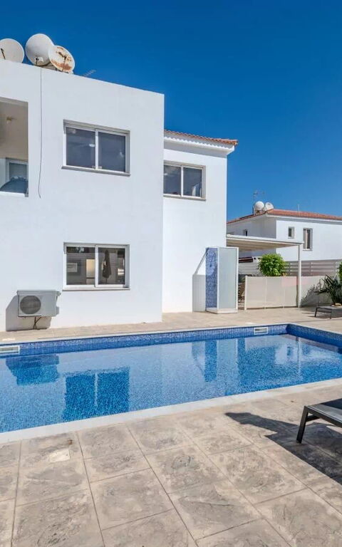 Ayia Triada Beach Gardens: Buitenkanten, Buitenshuis, zwembad