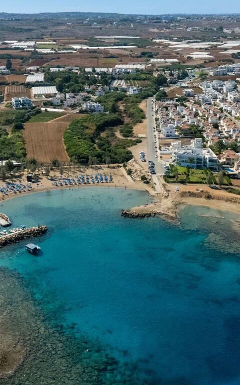 Ayia Triada Beach Gardens: Keer bekeken
