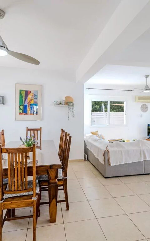 Ayia Triada Beach Gardens: Lunchroom, Woonkamer