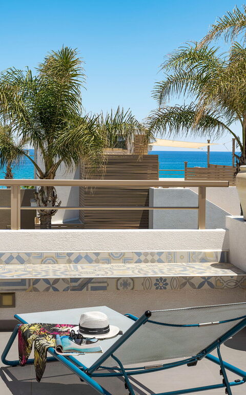Arabel: Balkon / terras / patio, Buitenkanten, Buitenshuis