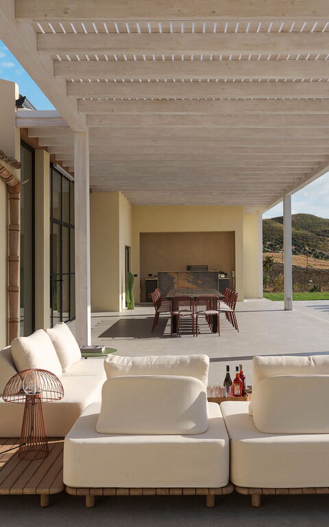 Villa Chabada: Buitenkanten, Buitenshuis, zwembad