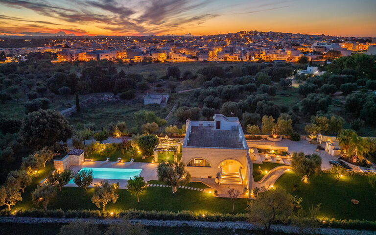 Villa Icaria: Keer bekeken