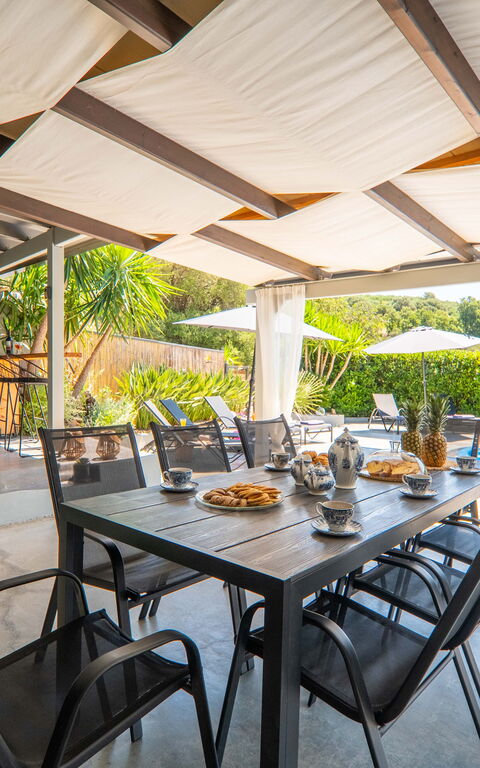 Casa del Miele: Balkon / terras / patio, Buitenkanten, Buitenshuis, zwembad