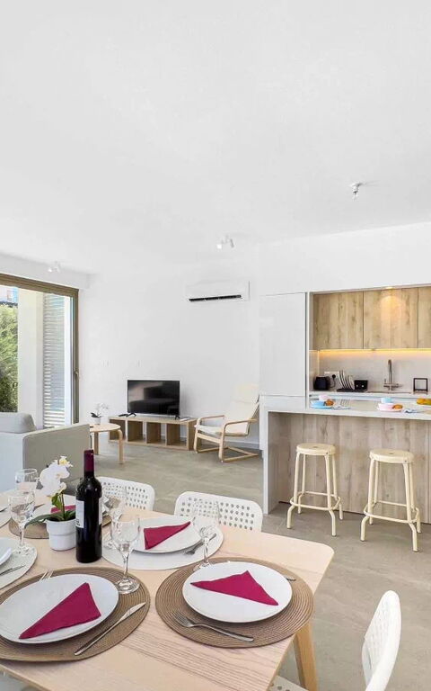 Azure Seaview- Garnet Villa: Lunchroom