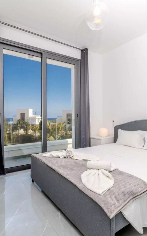 By the Beach - Aura Villa: slaapkamer