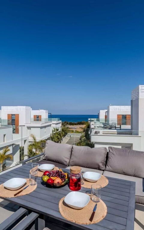 By the Beach - Aura Villa: Balkon / terras / patio, Buitenkanten, Buitenshuis