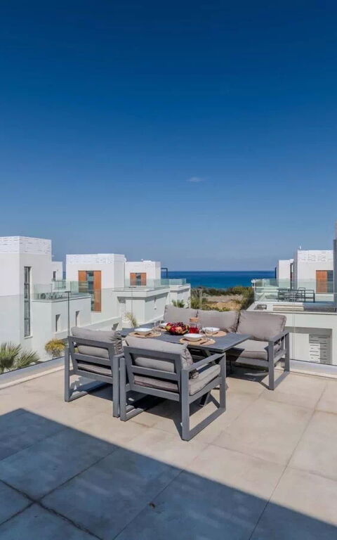 By the Beach - Aura Villa: Balkon / terras / patio, Buitenkanten, Buitenshuis