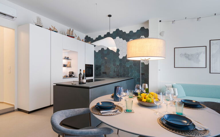 La Prua Apartament: Keuken, Lunchroom, Woonkamer