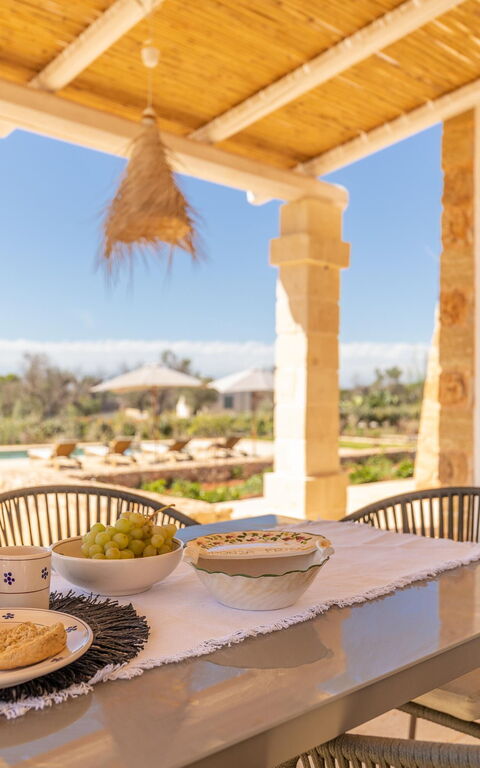 Villa del Cedro: Balkon / terras / patio, Buitenkanten, Buitenshuis