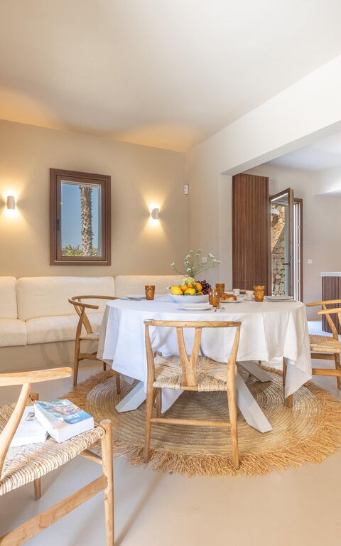 Villa Panacea: Lunchroom, Woonkamer