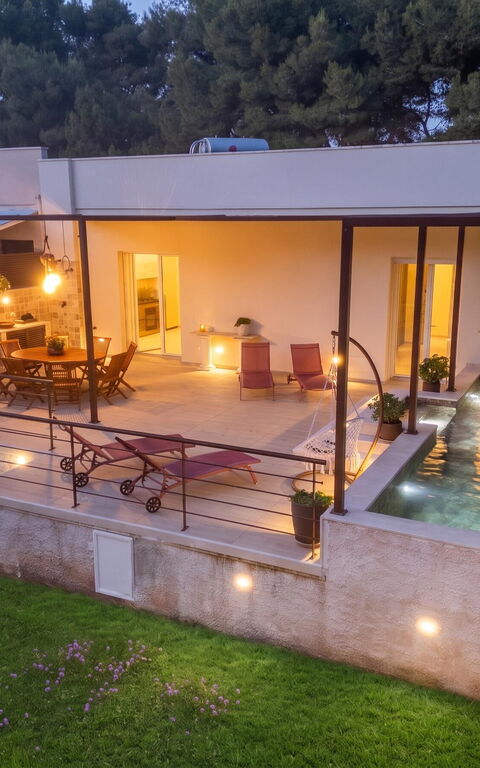 Essenza di Pace: Balkon / terras / patio, Buitenkanten, Buitenshuis, zwembad