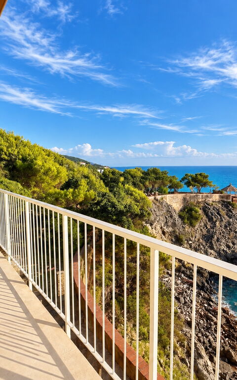 Roc Villa: Balkon / terras / patio, Keer bekeken