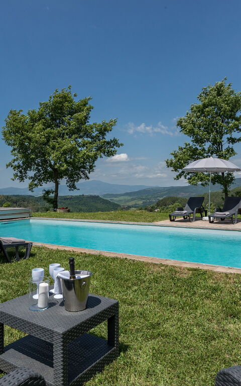 Villa a Casa di Giovanni: Buitenkanten, Buitenshuis, Tuin, zwembad