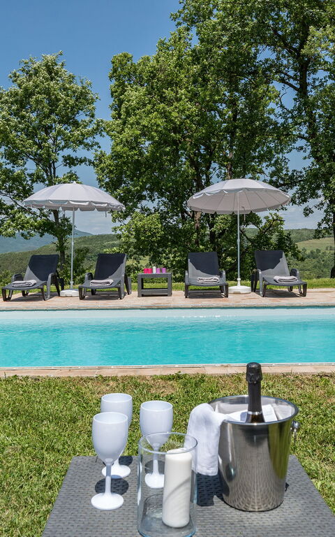Villa a Casa di Giovanni: Buitenkanten, Buitenshuis, Tuin, zwembad