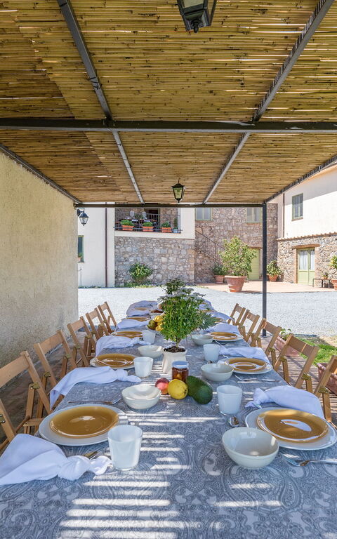 Villa a Casa di Giovanni: Balkon / terras / patio, Buitenkanten, Buitenshuis