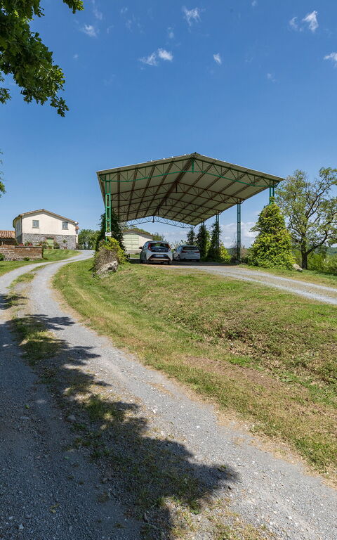 Villa a Casa di Giovanni: Buitenkanten, Buitenshuis