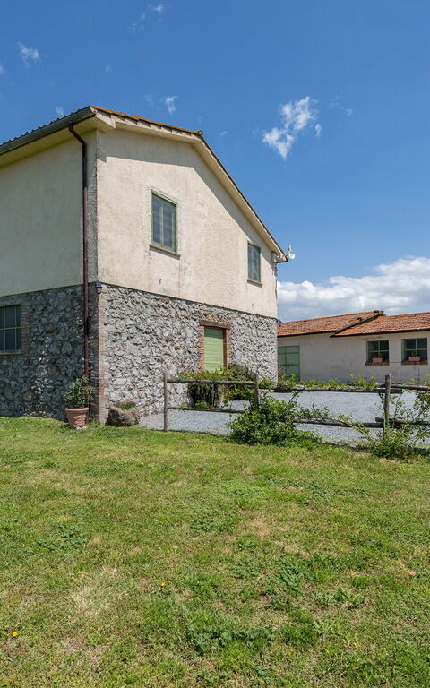 Villa a Casa di Giovanni: Buitenkanten, Buitenshuis, Tuin