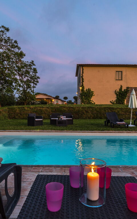 Villa a Casa di Giovanni: Buitenkanten, Buitenshuis, zwembad