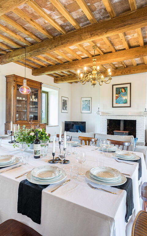 Villa a Casa di Giovanni: Lunchroom, Woonkamer
