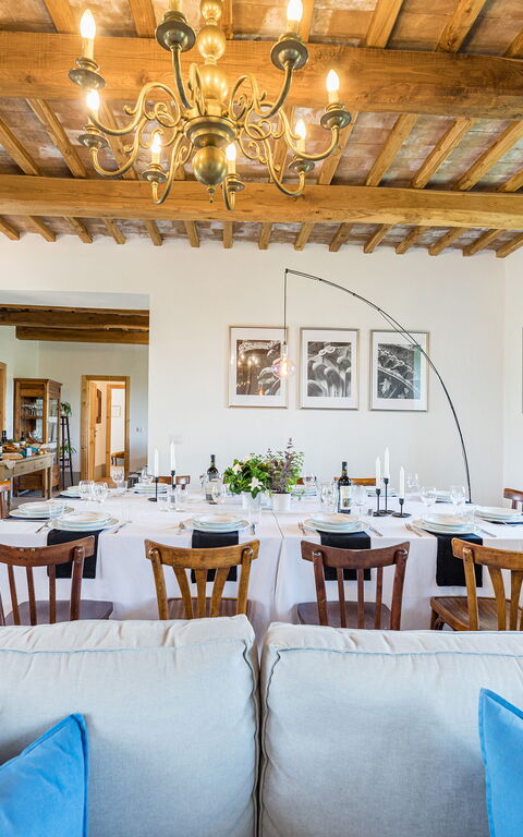 Villa a Casa di Giovanni: Lunchroom, Woonkamer