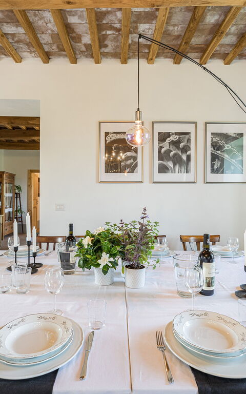 Villa a Casa di Giovanni: Lunchroom, Woonkamer