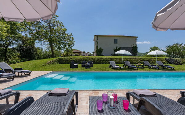 Villa a Casa di Giovanni: Buitenkanten, Buitenshuis, Tuin, zwembad